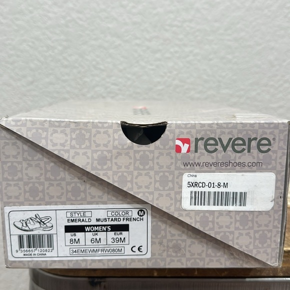 Revere Emerald Leather Sandals Mustard Size 8 - Picture 10 of 10